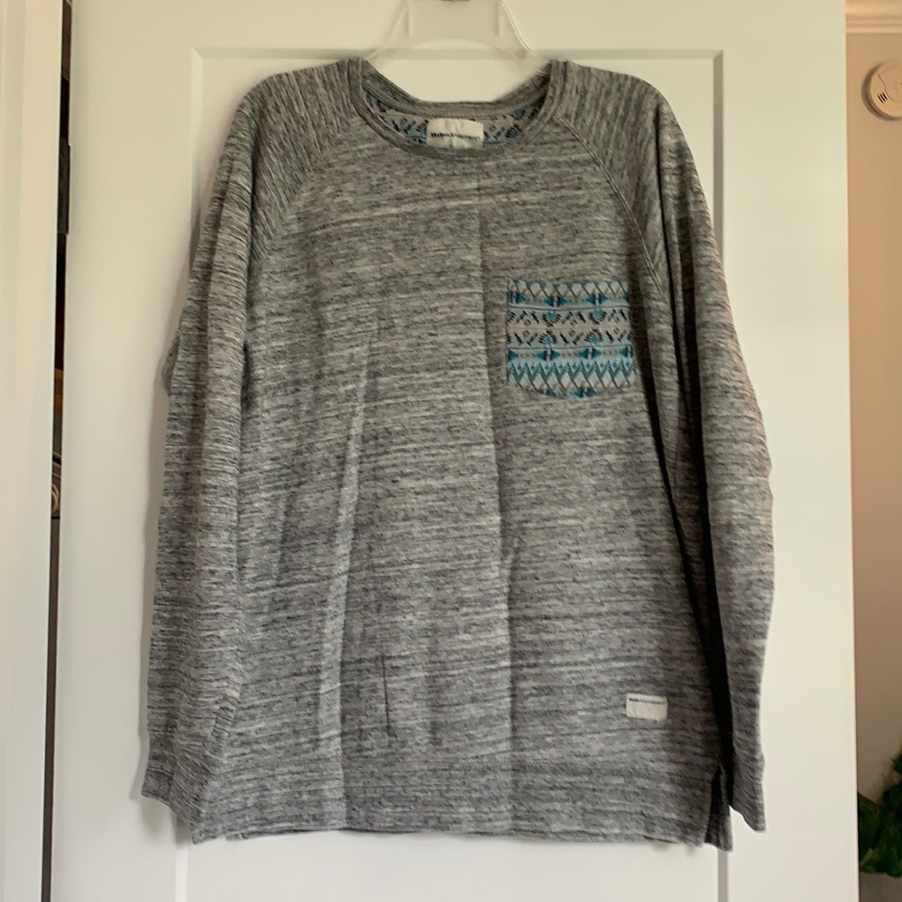 Modern Amusement Thick Long Sleeve Pocket Tee